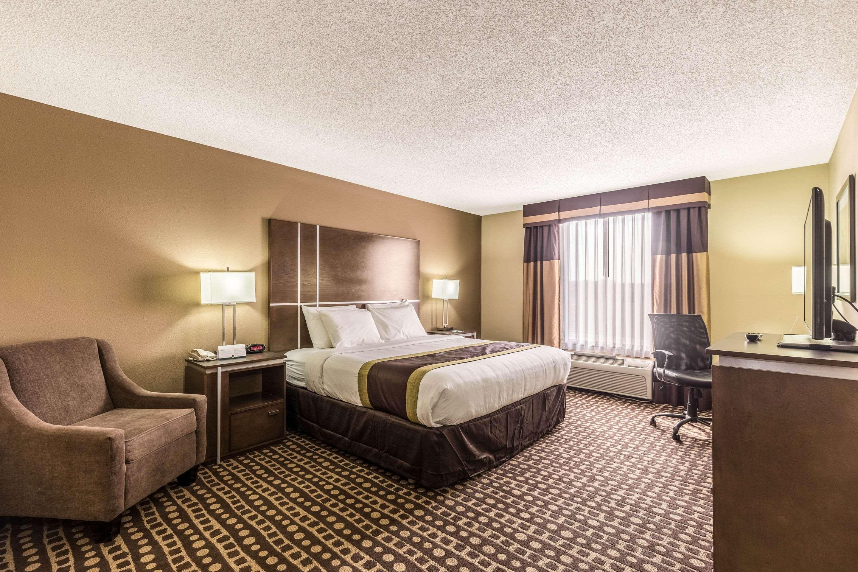 Quality Inn West Plains Exterior photo
