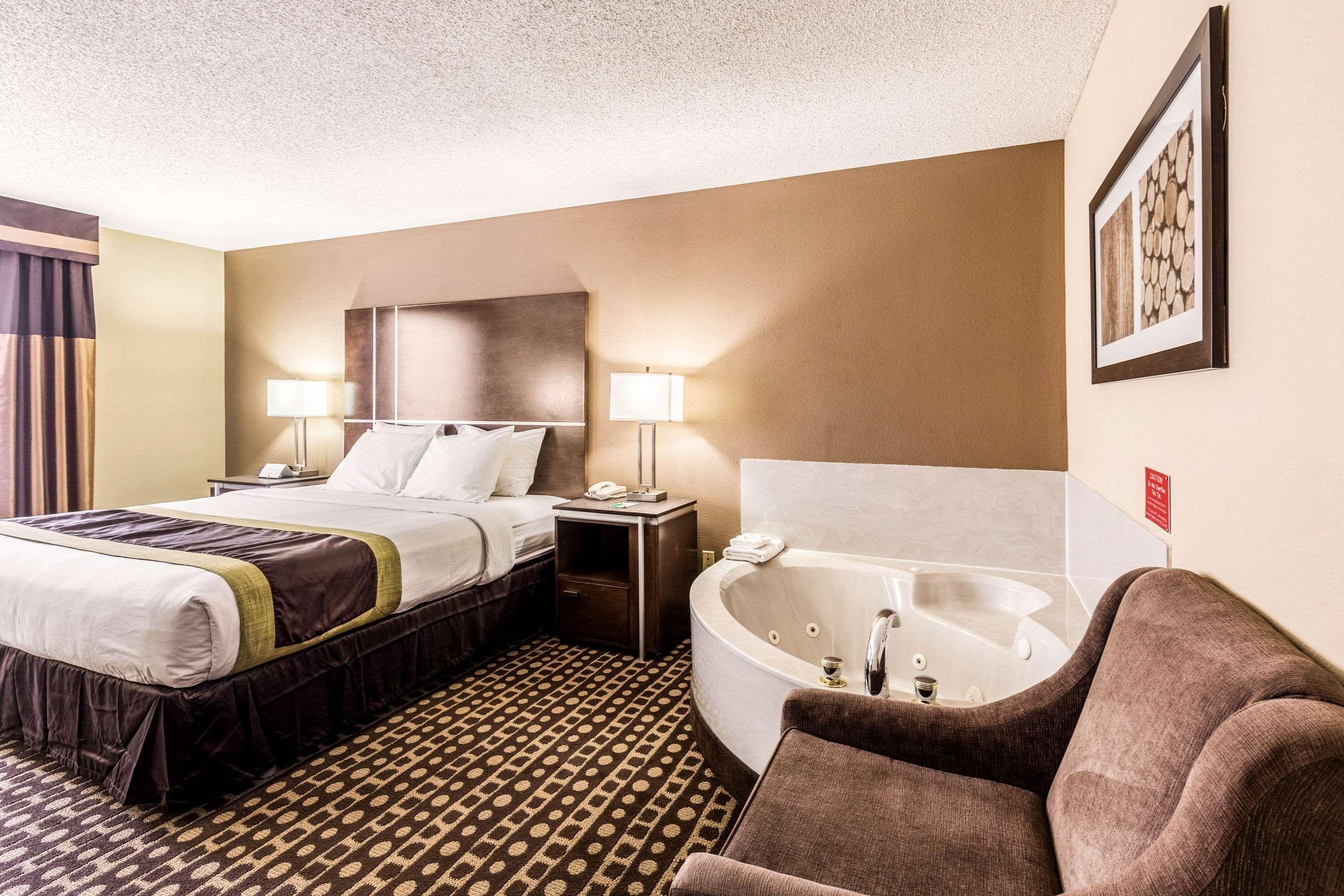 Quality Inn West Plains Exterior photo