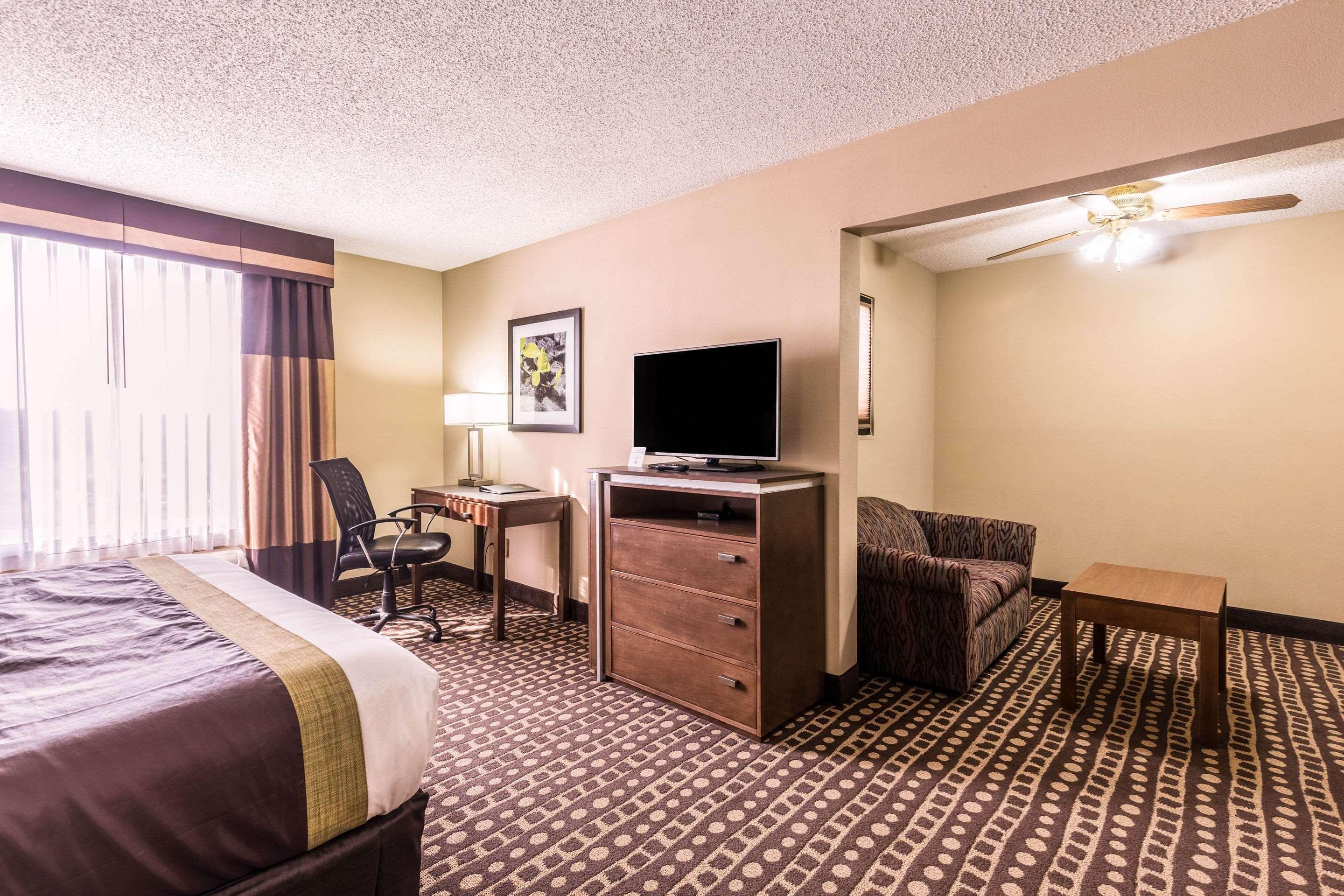 Quality Inn West Plains Exterior photo