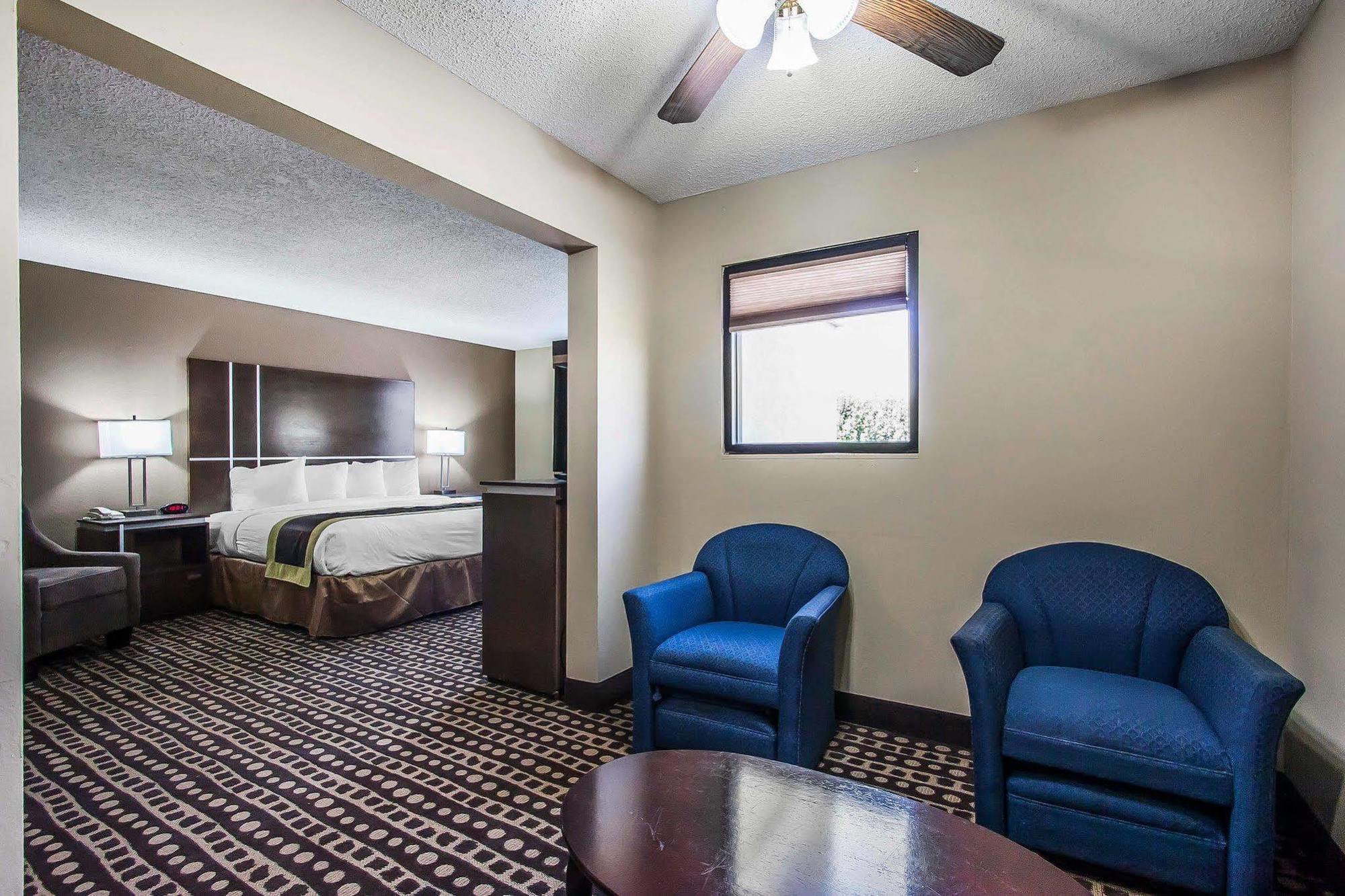 Quality Inn West Plains Exterior photo